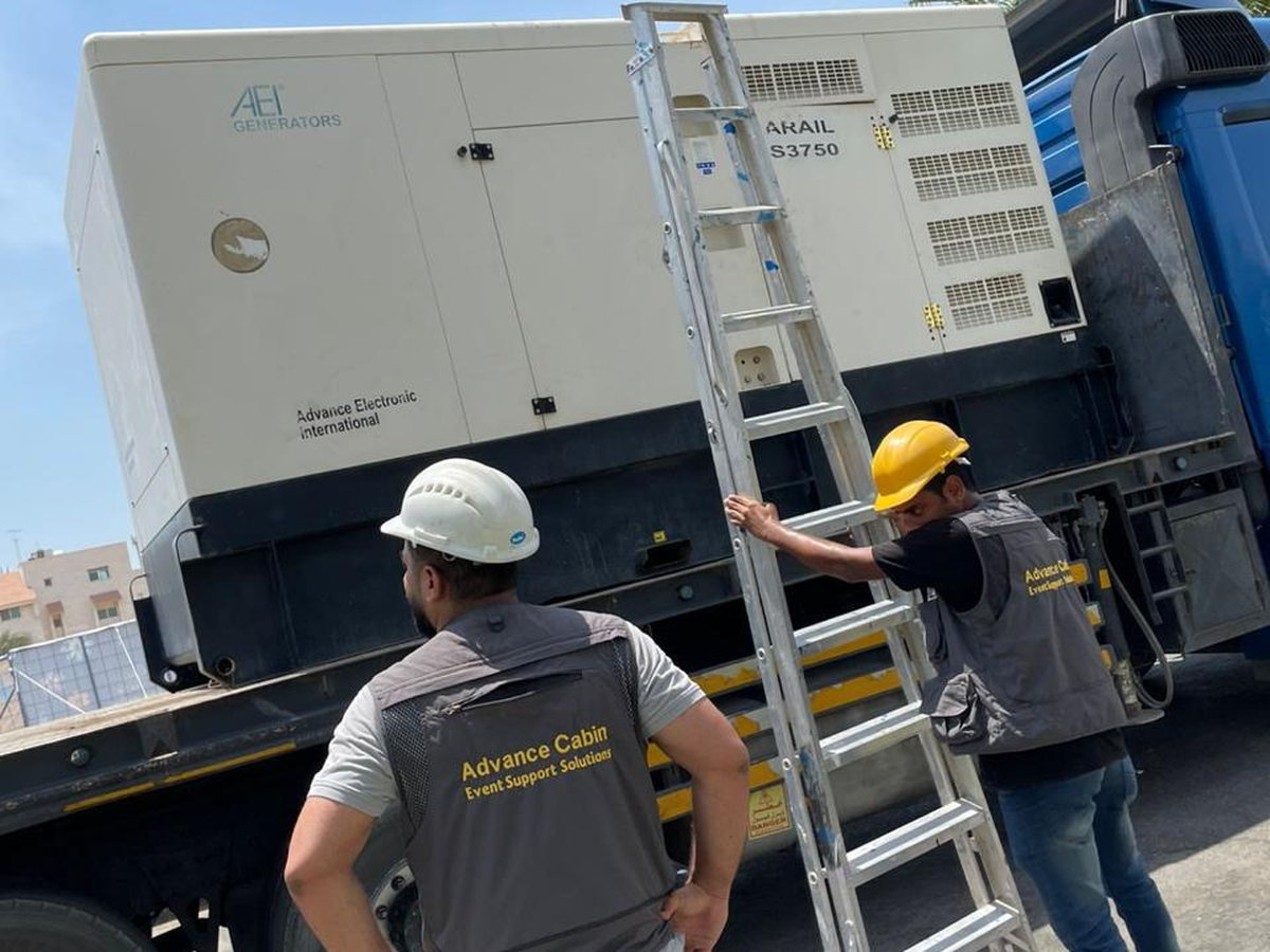 Generators and temporary electrical installation — photo 3